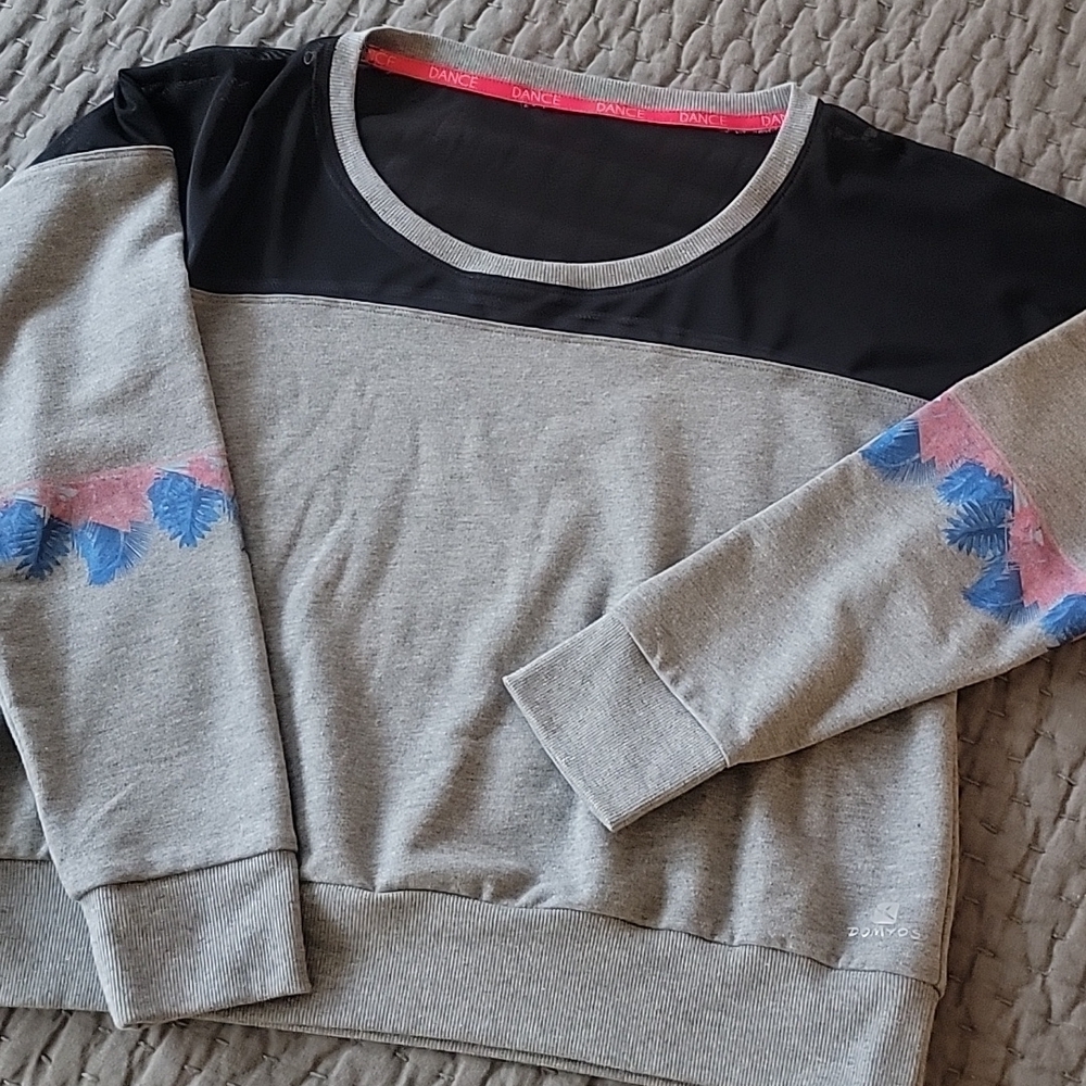 Decathlon Domyos Dance Crop Sweatshirt